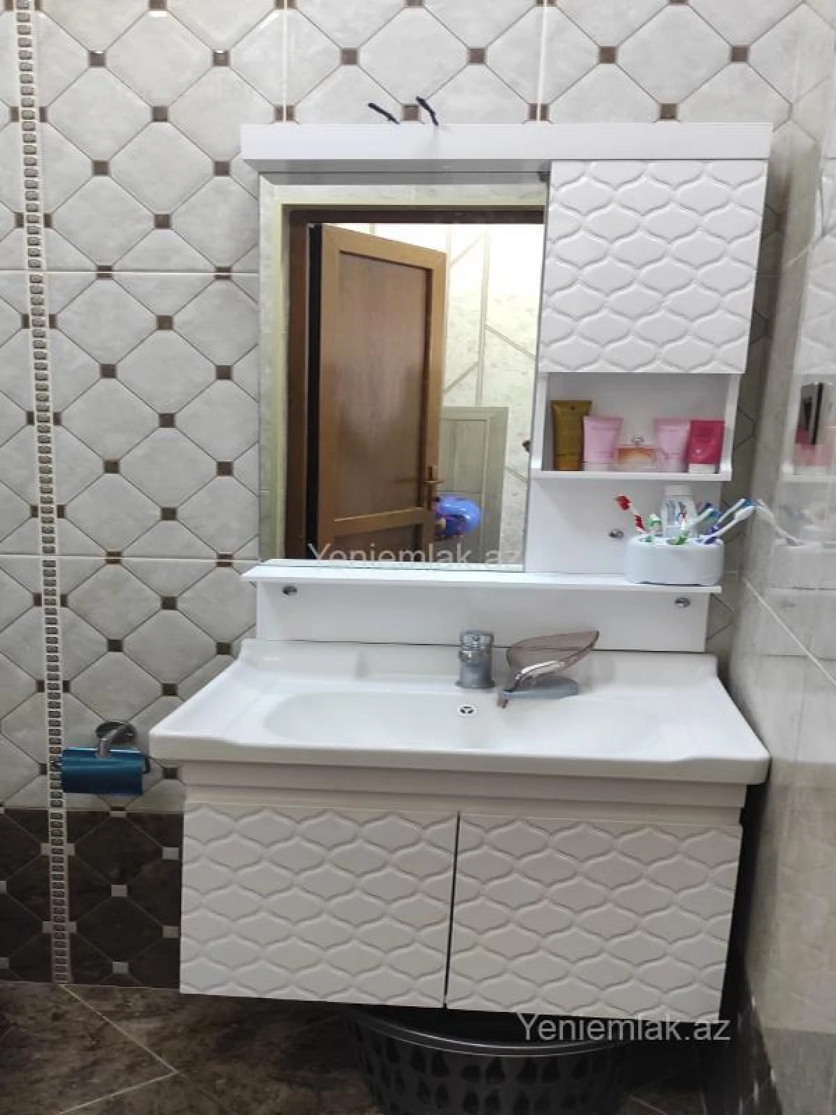 Satılır 2 otaqlı yeni tikili 50 m²