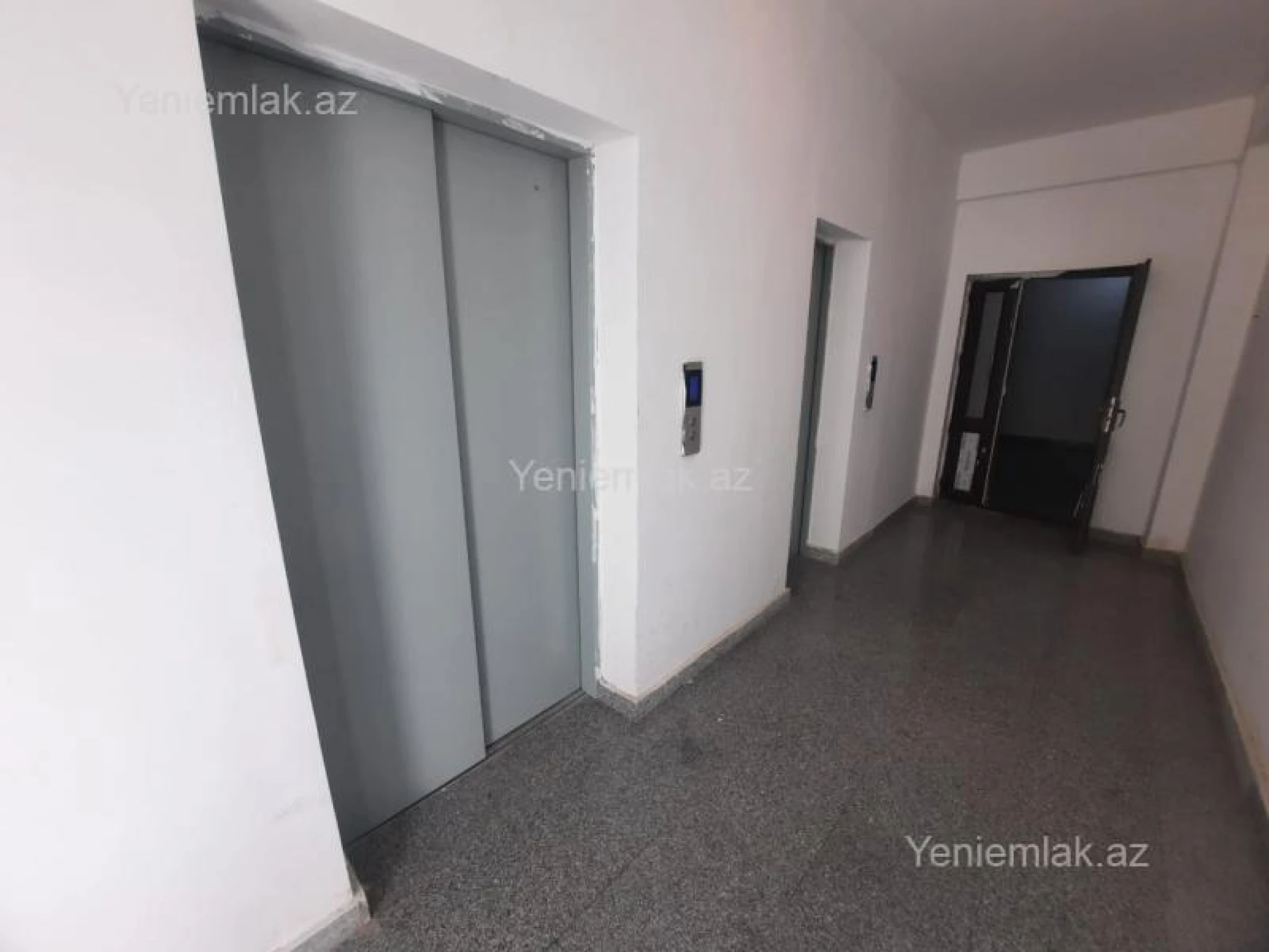 Satılır 2 otaqlı yeni tikili 55 m²