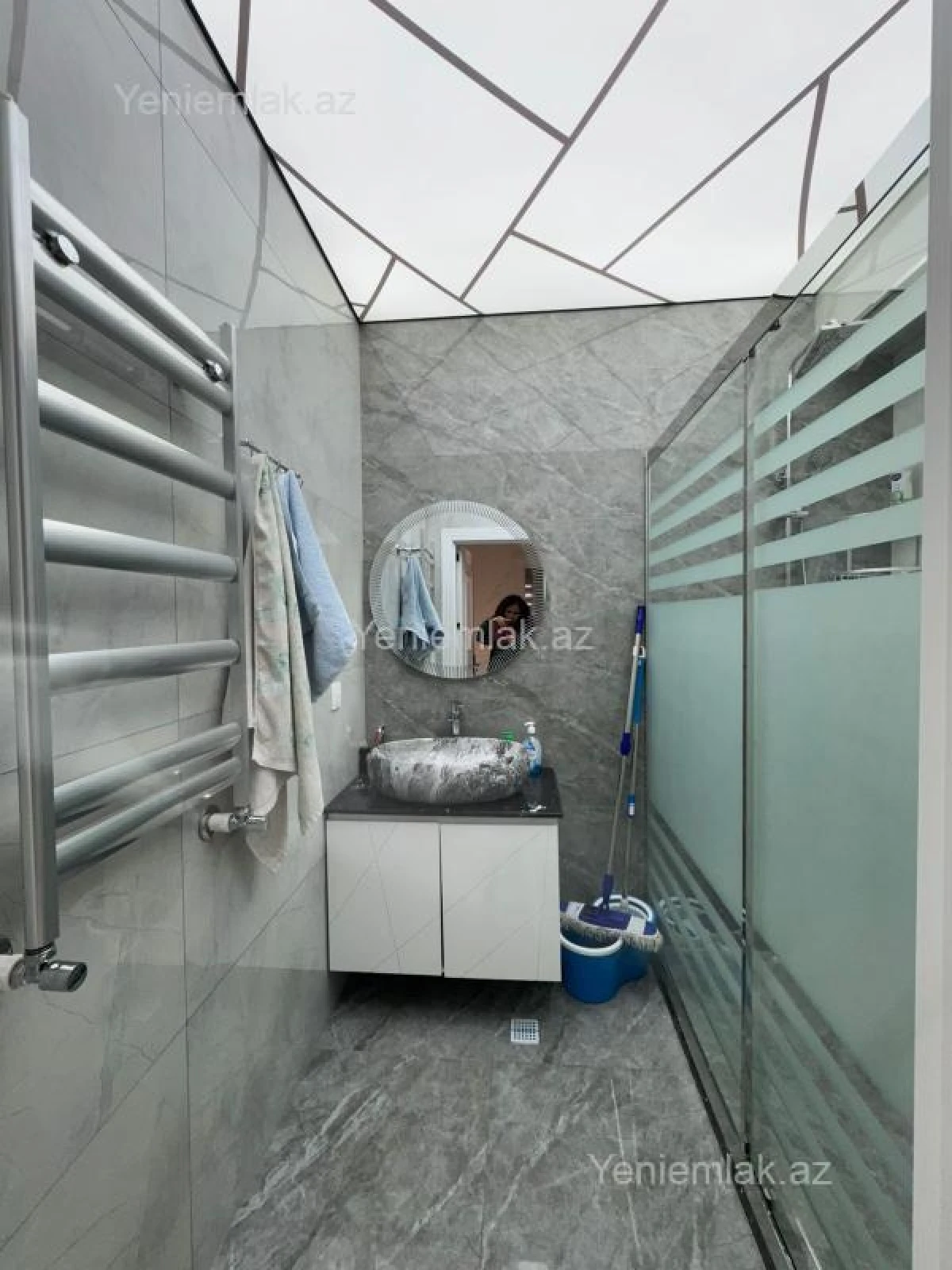 Satılır 2 otaqlı yeni tikili 95 m²