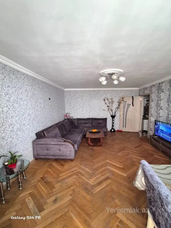 Satılır 2 otaqlı köhnə tikili 45 m²