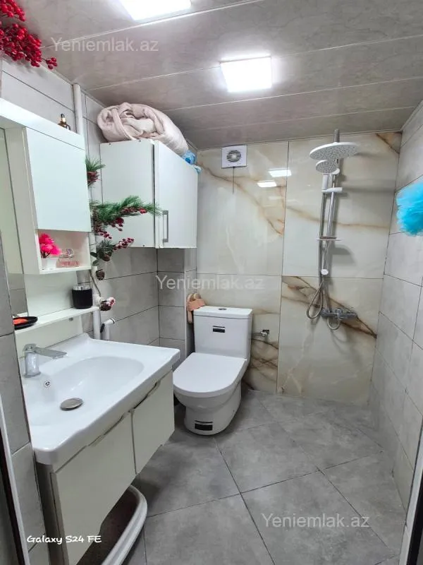 Satılır 2 otaqlı köhnə tikili 45 m²