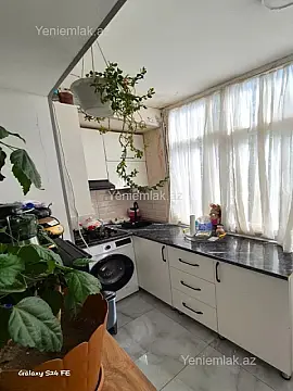 Satılır 2 otaqlı köhnə tikili 45 m²