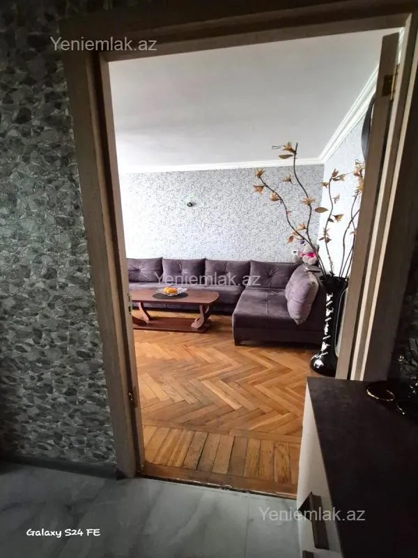 Satılır 2 otaqlı köhnə tikili 45 m²