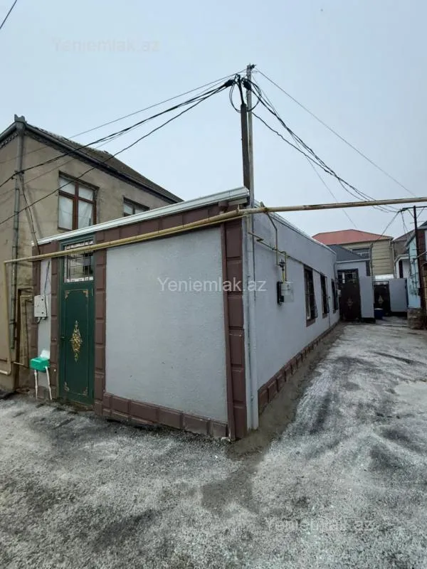 Satılır 2 otaqlı həyət evi 50 m²