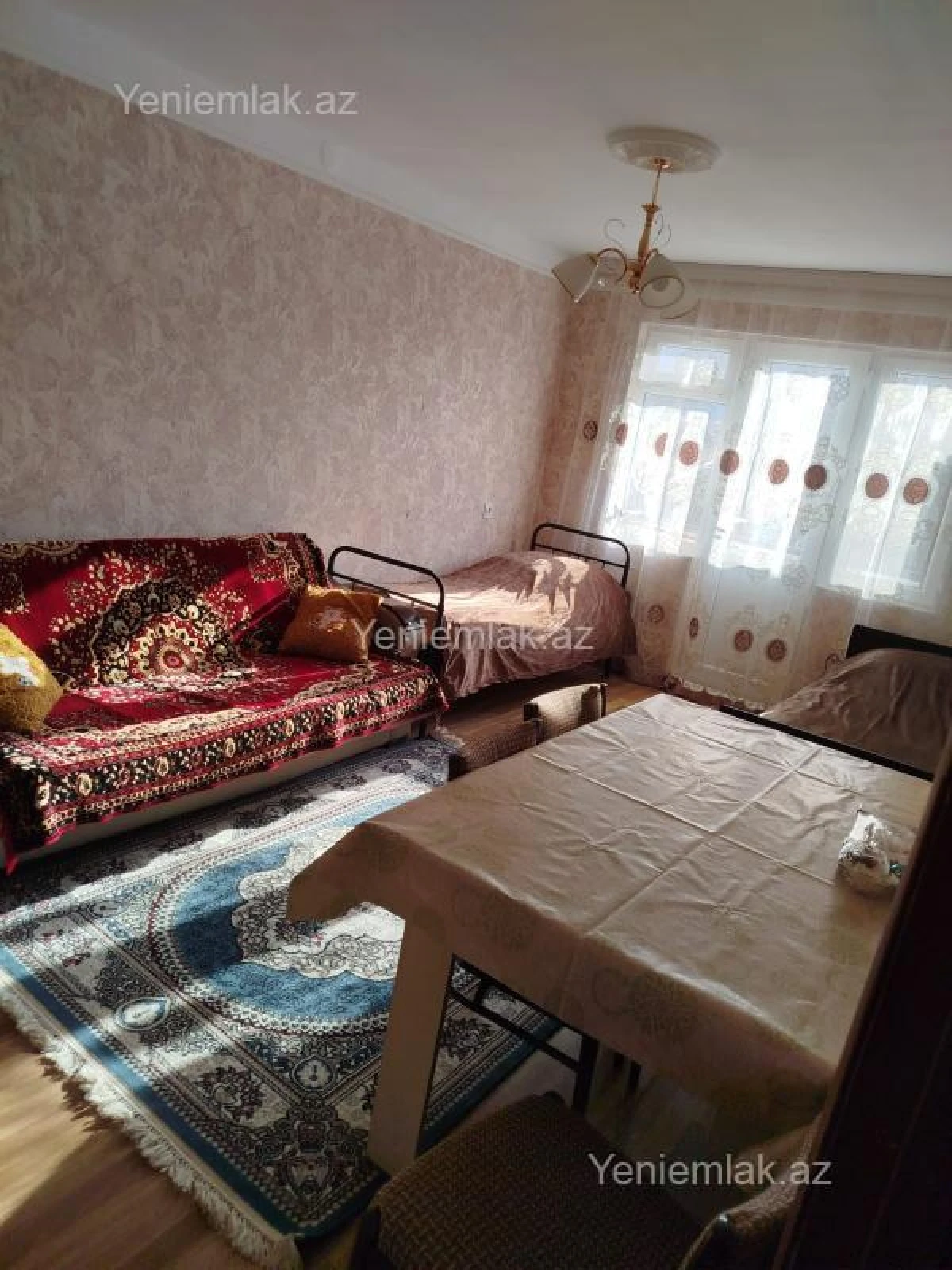 Satılır 1 otaqlı köhnə tikili 32 m²