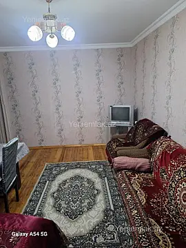 Satılır 1 otaqlı köhnə tikili 32 m²