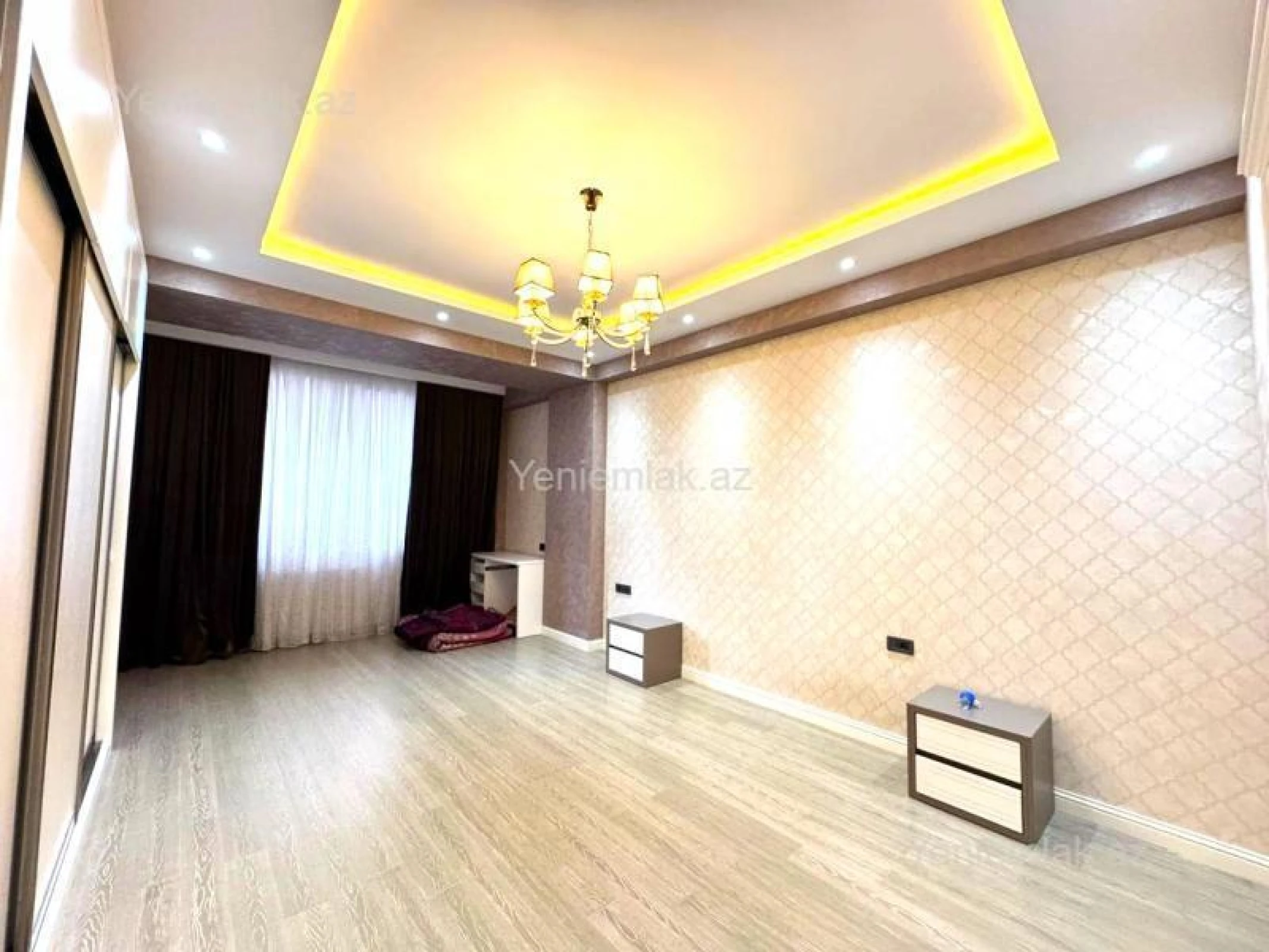 Satılır 3 otaqlı yeni tikili 162 m²
