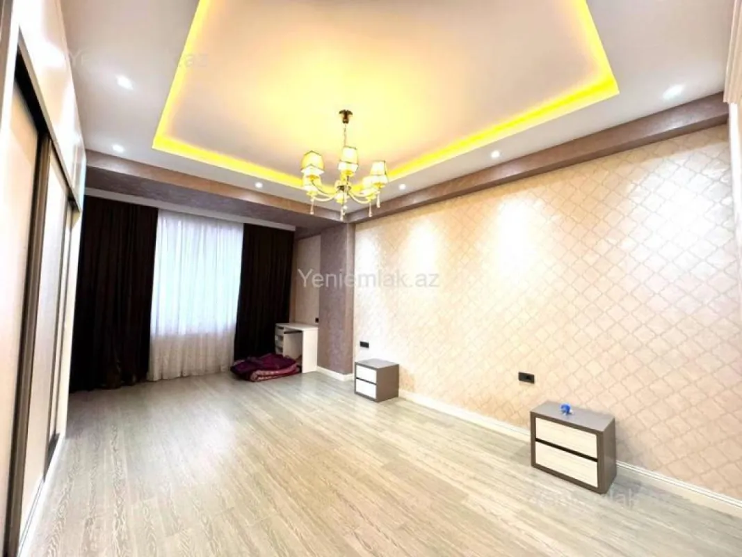 Satılır 3 otaqlı yeni tikili 162 m²