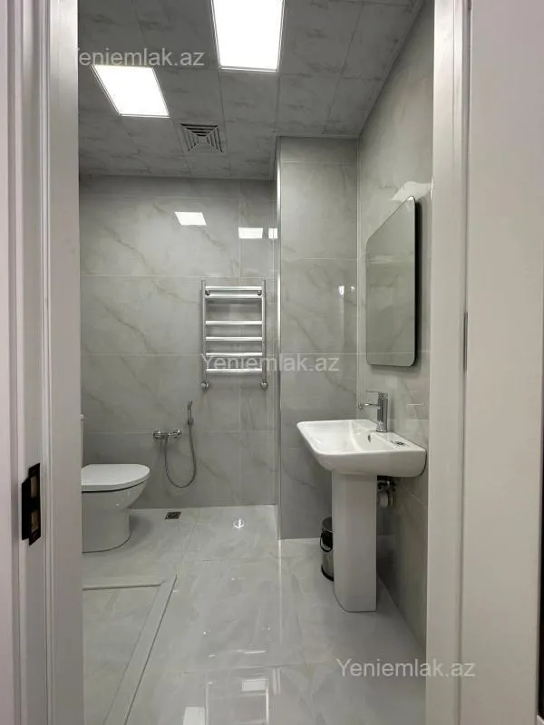 Satılır 2 otaqlı yeni tikili 50 m²