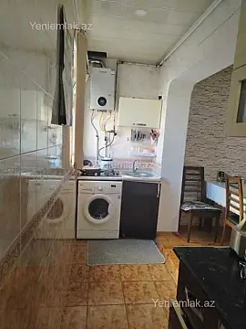 Satılır 2 otaqlı köhnə tikili 65 m²