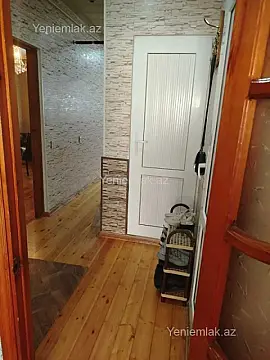 Satılır 2 otaqlı köhnə tikili 65 m²