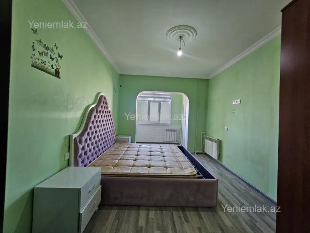 Satılır 2 otaqlı köhnə tikili 55 m²