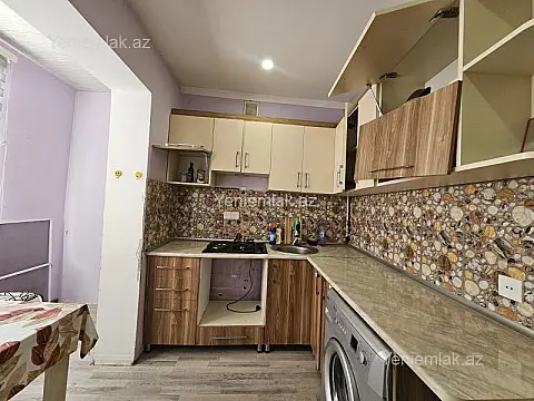 Satılır 2 otaqlı köhnə tikili 55 m²