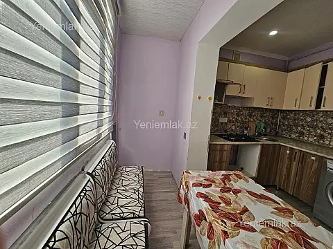 Satılır 2 otaqlı köhnə tikili 55 m²