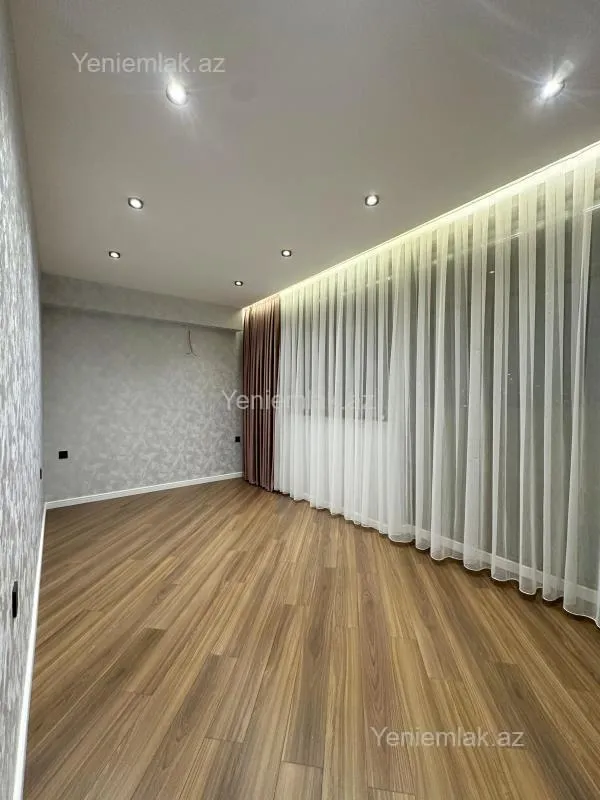 Satılır 2 otaqlı yeni tikili 90 m²