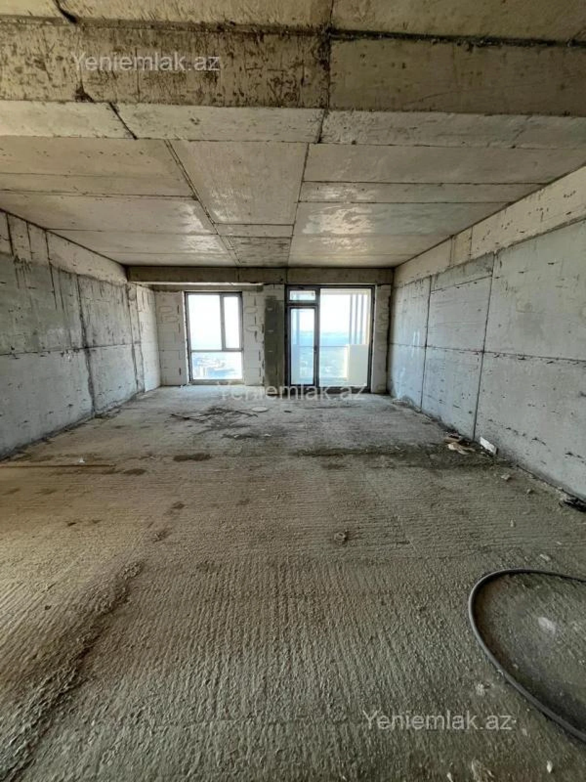 Satılır 3 otaqlı yeni tikili 133 m²