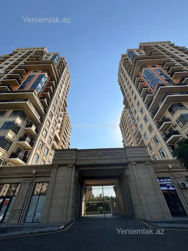 Satılır 3 otaqlı yeni tikili 133 m²