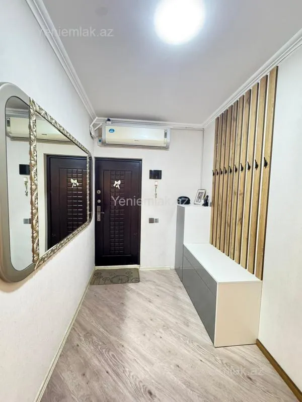 Satılır 3 otaqlı köhnə tikili 80 m²