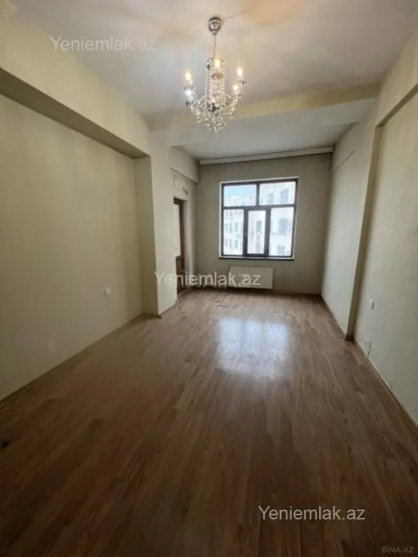Satılır 2 otaqlı yeni tikili 85 m²