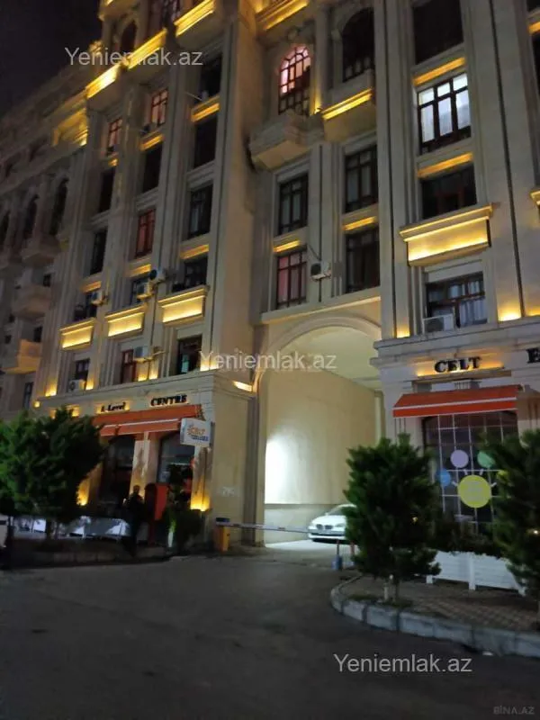 Satılır 2 otaqlı yeni tikili 85 m²