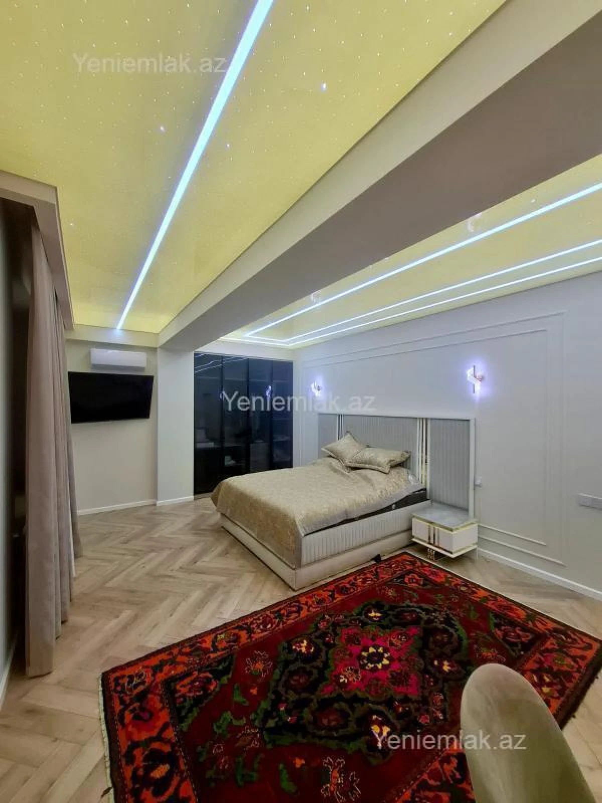Satılır 3 otaqlı yeni tikili 140 m²