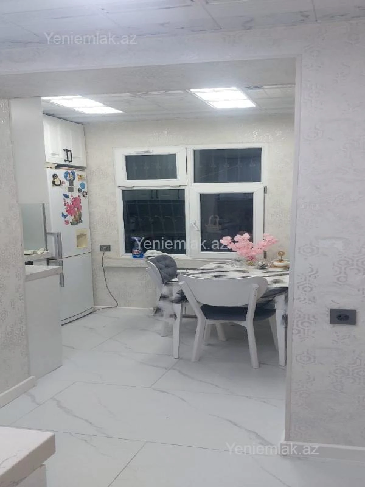 Satılır 3 otaqlı köhnə tikili 84 m²