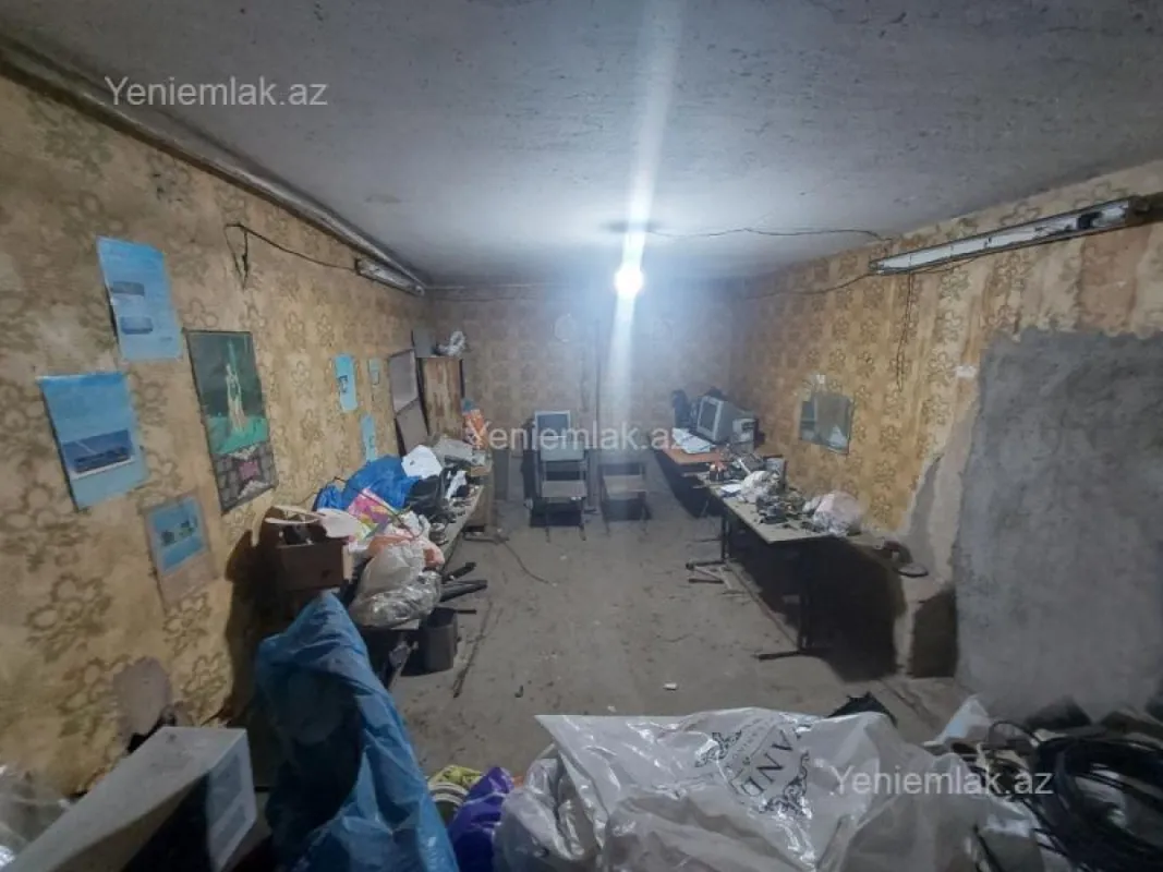 Satılır 4 otaqlı obyekt 50 m²