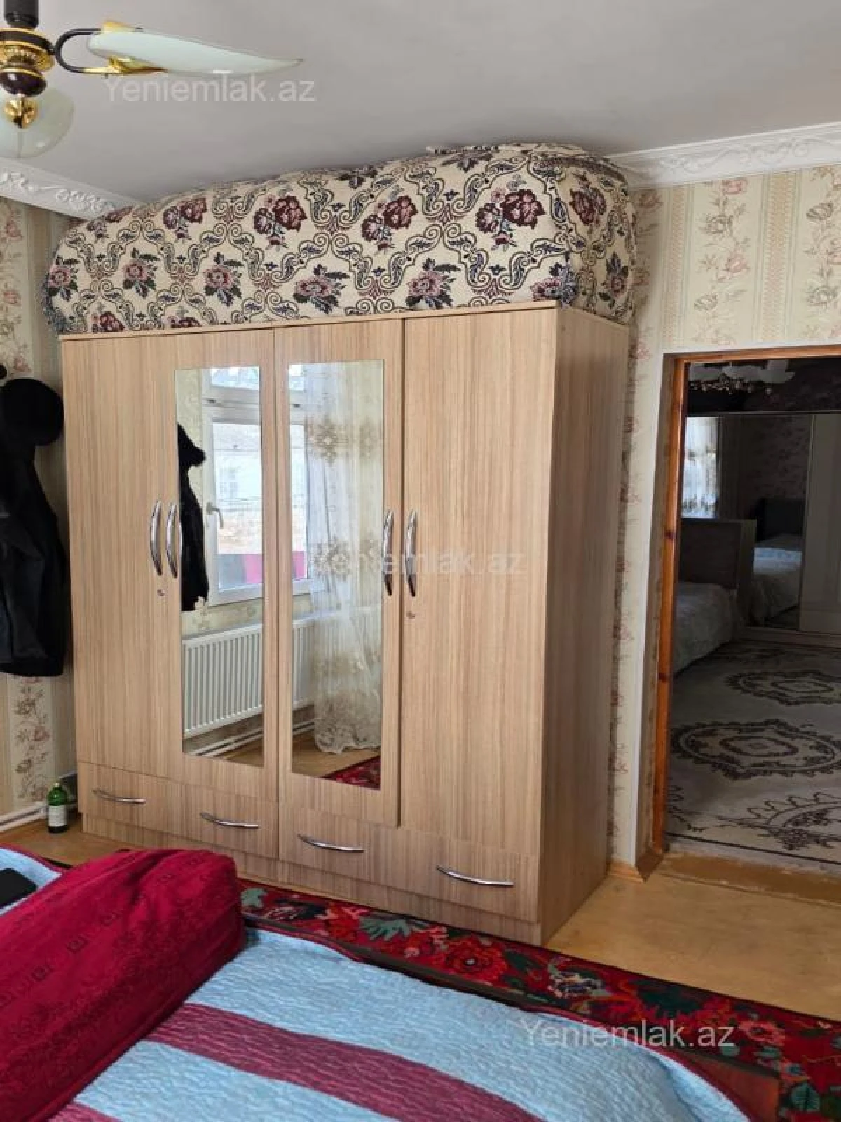 Satılır 5 otaqlı köhnə tikili 100 m²