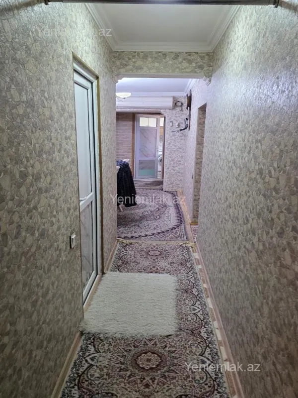 Satılır 5 otaqlı köhnə tikili 100 m²