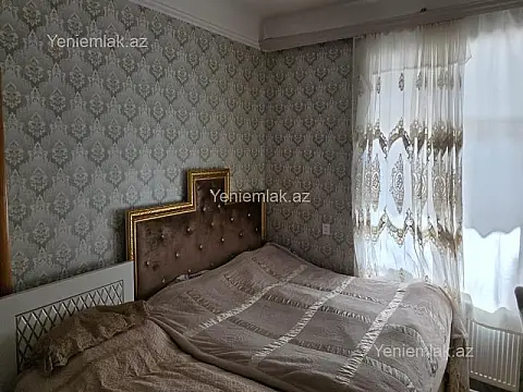 Satılır 5 otaqlı köhnə tikili 100 m²