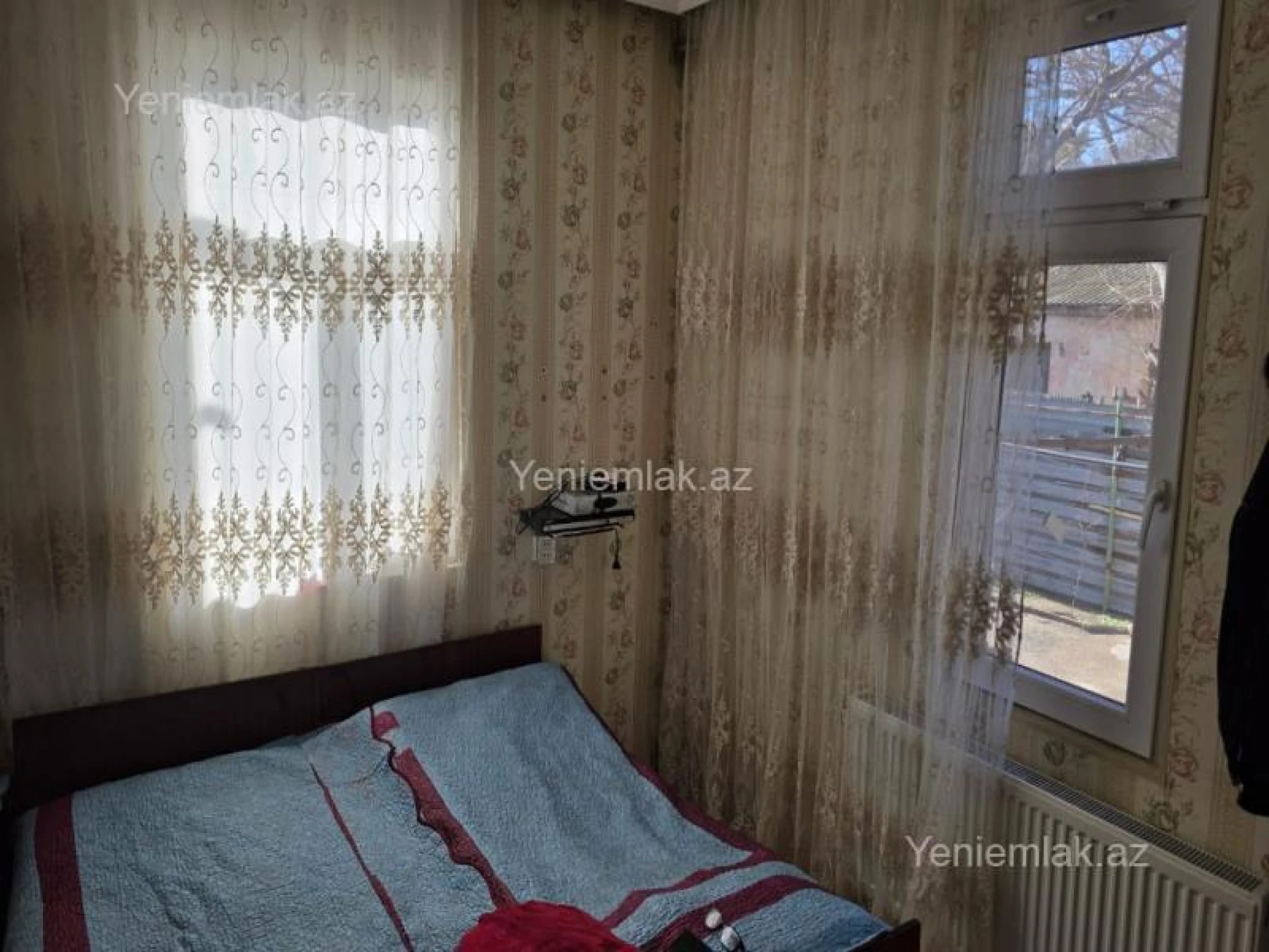 Satılır 5 otaqlı köhnə tikili 100 m²