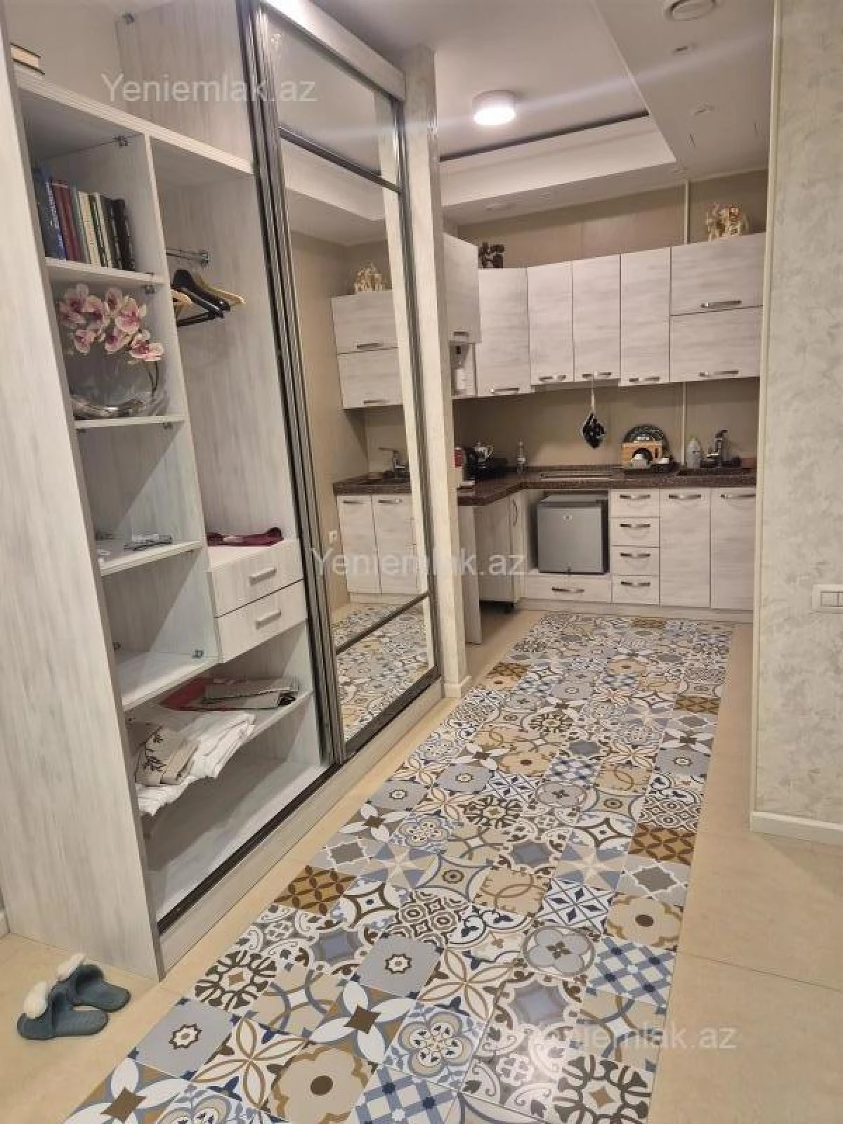 Satılır 2 otaqlı yeni tikili 70 m²