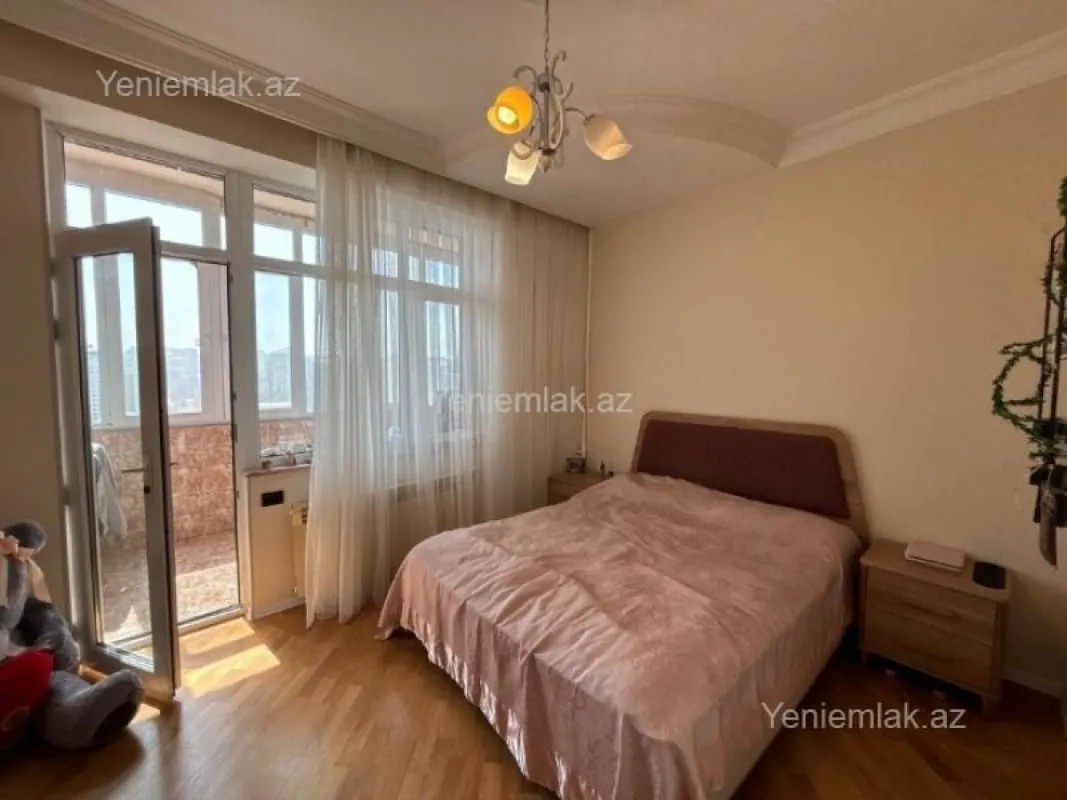 Satılır 3 otaqlı yeni tikili 117 m²