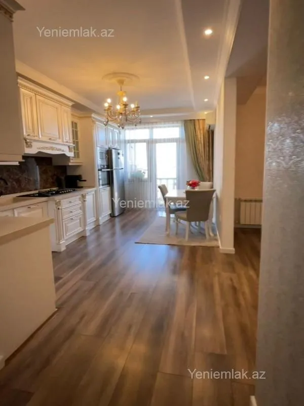Satılır 2 otaqlı yeni tikili 70 m²