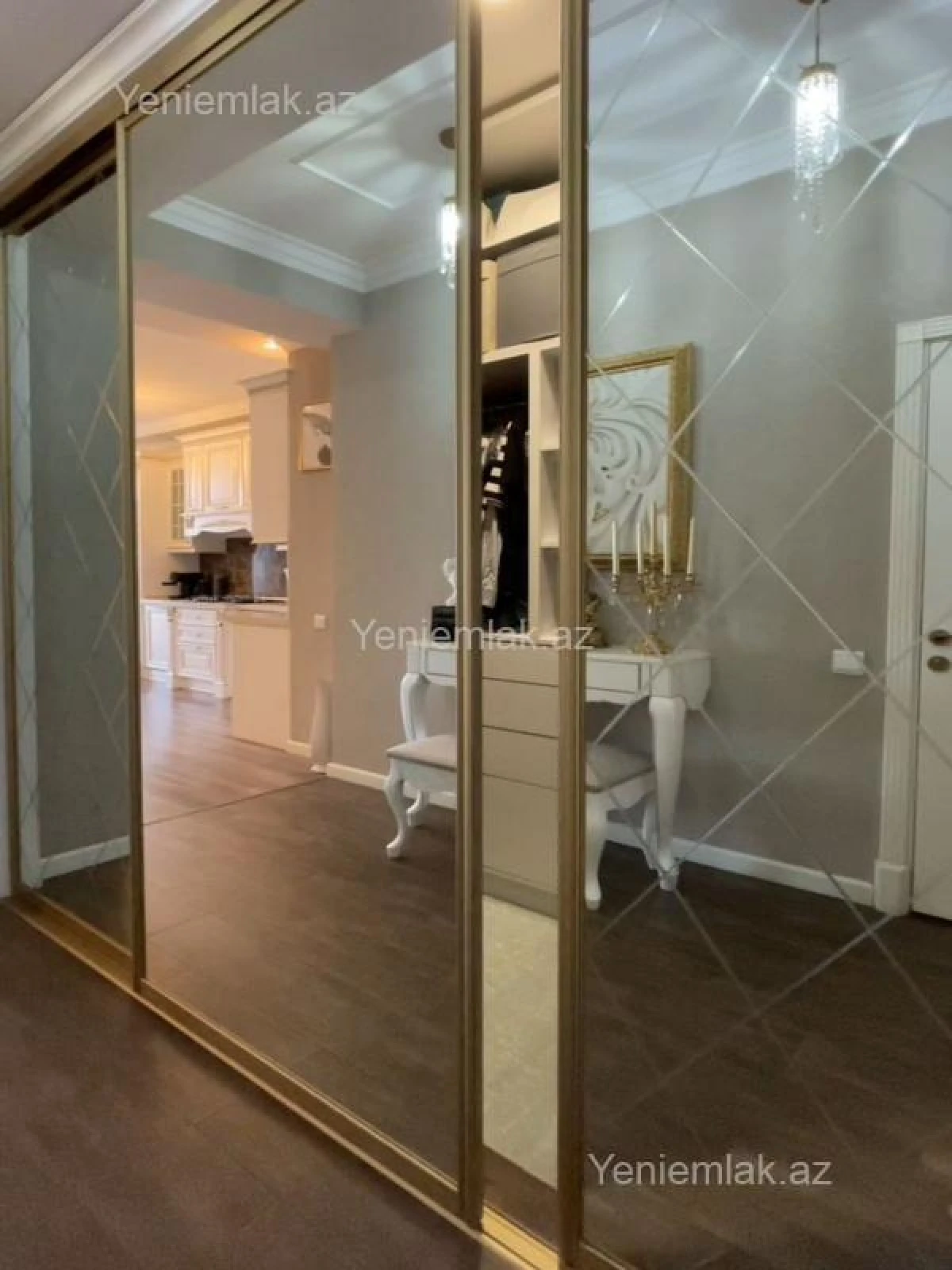 Satılır 2 otaqlı yeni tikili 70 m²