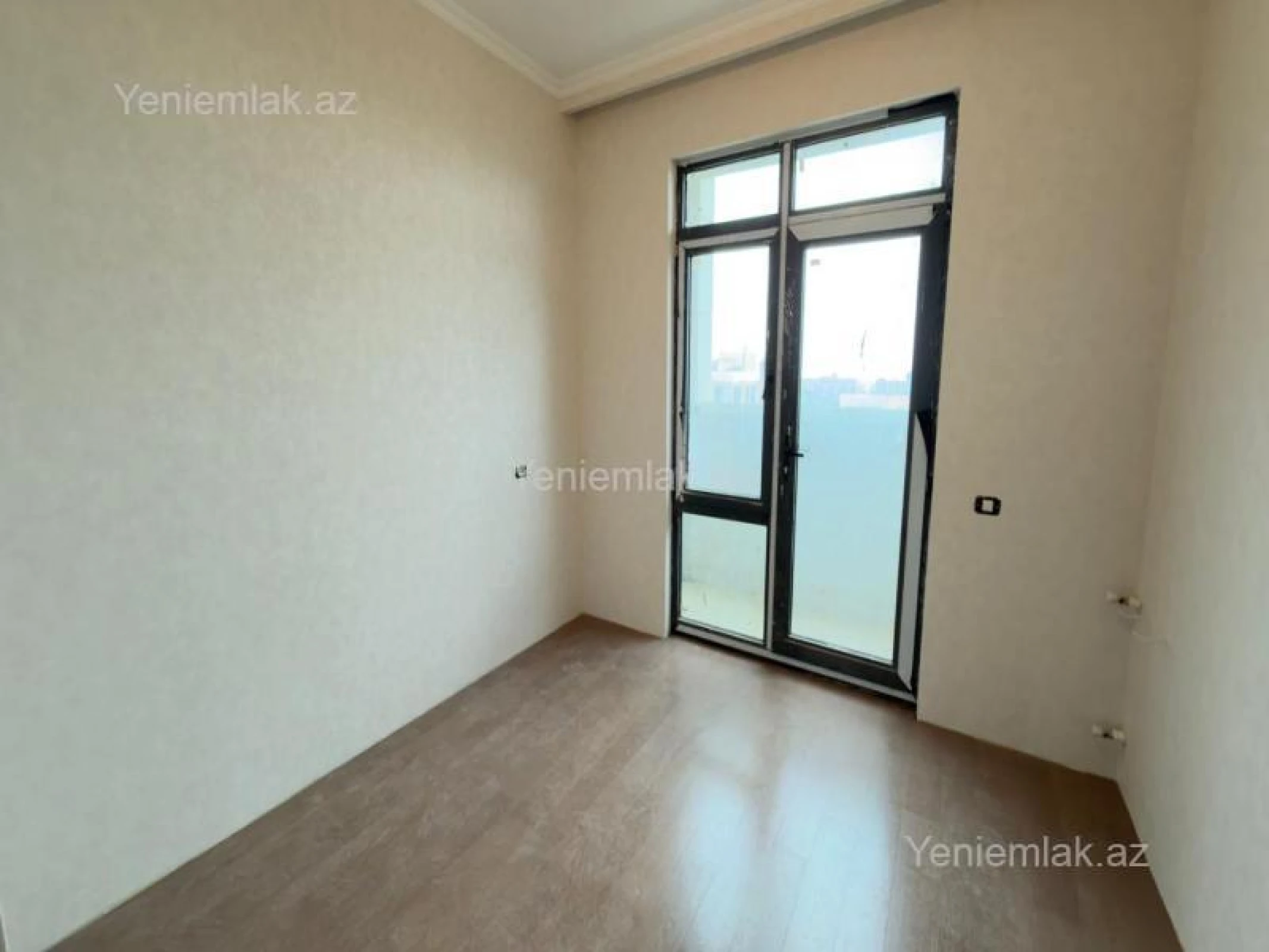 Satılır 3 otaqlı yeni tikili 96 m²
