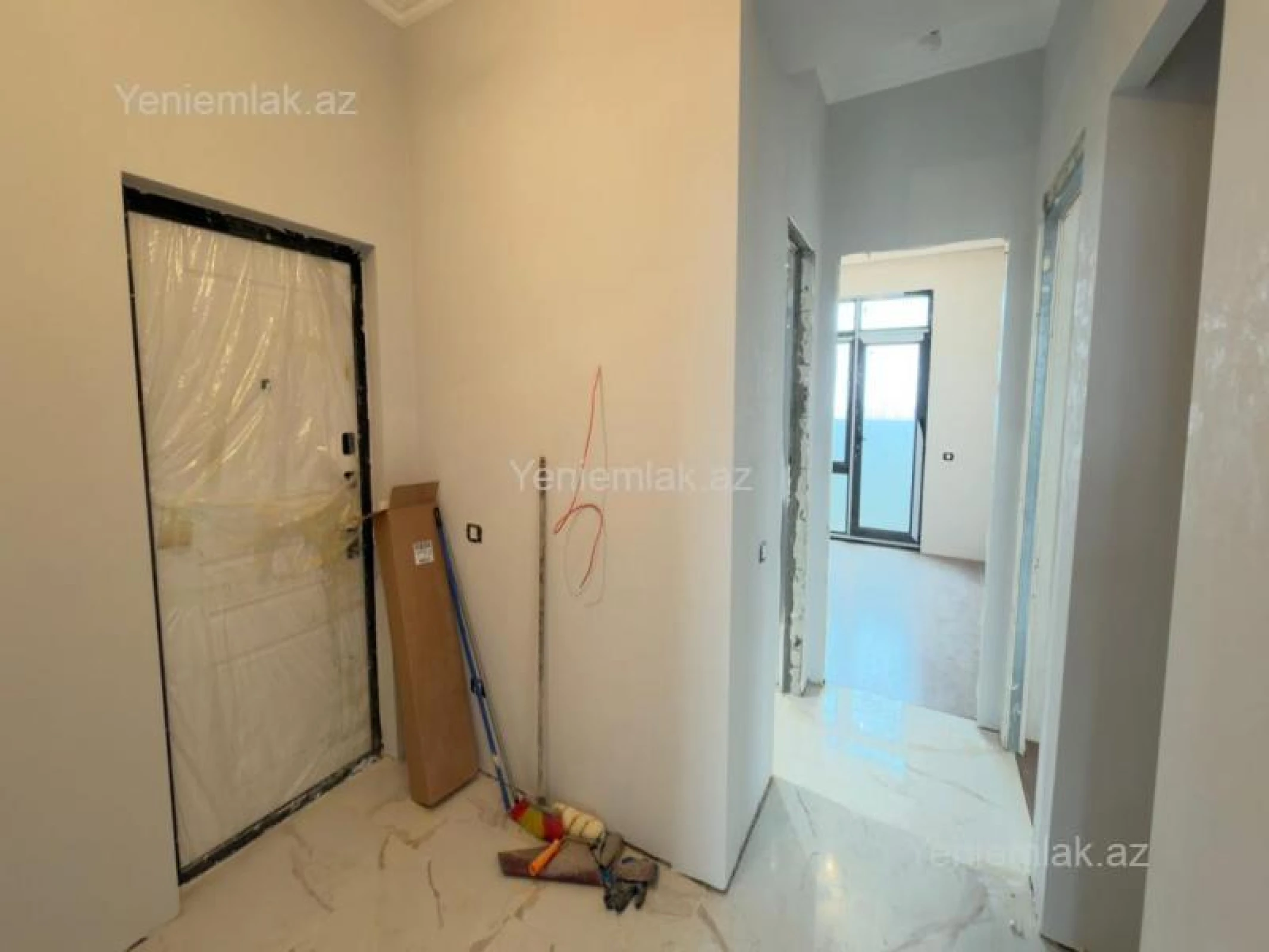 Satılır 3 otaqlı yeni tikili 96 m²