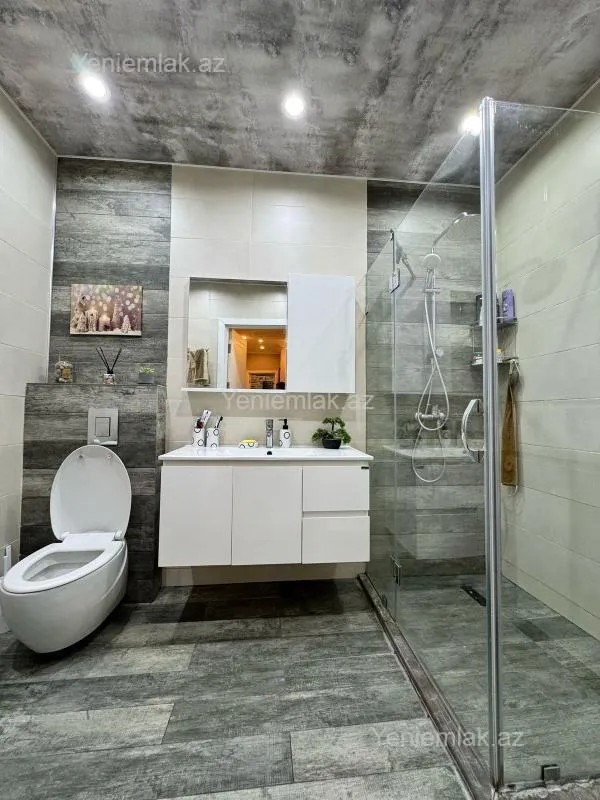 Satılır 3 otaqlı yeni tikili 105 m²