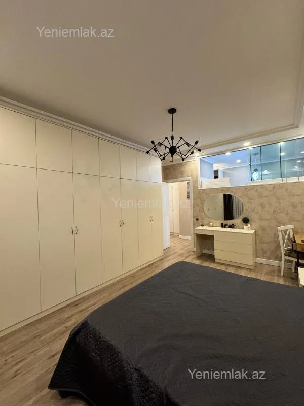 Satılır 3 otaqlı yeni tikili 105 m²
