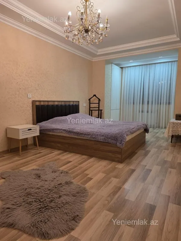 Satılır 3 otaqlı köhnə tikili 80 m²