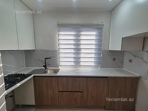 Satılır 2 otaqlı köhnə tikili 45 m²