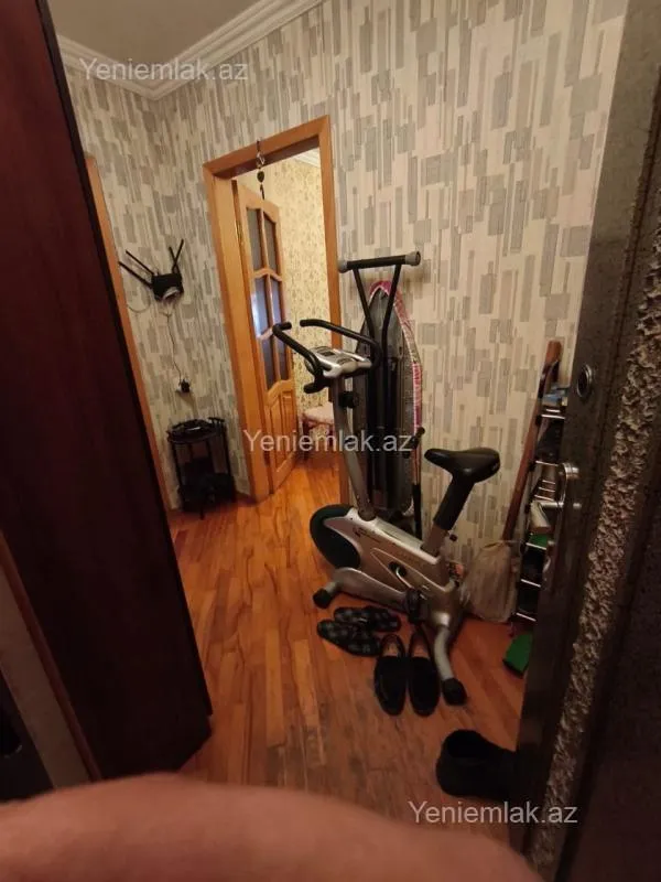 Satılır 3 otaqlı köhnə tikili 85 m²