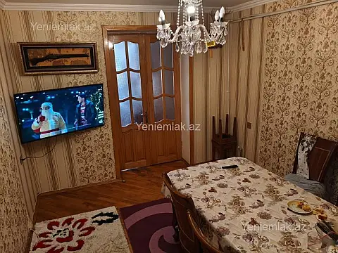Satılır 3 otaqlı köhnə tikili 85 m²