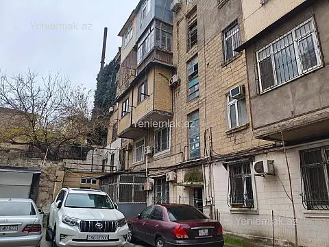 Satılır 3 otaqlı köhnə tikili 85 m² — Bakı, Nəsimi 3 otaq 85.00 m²