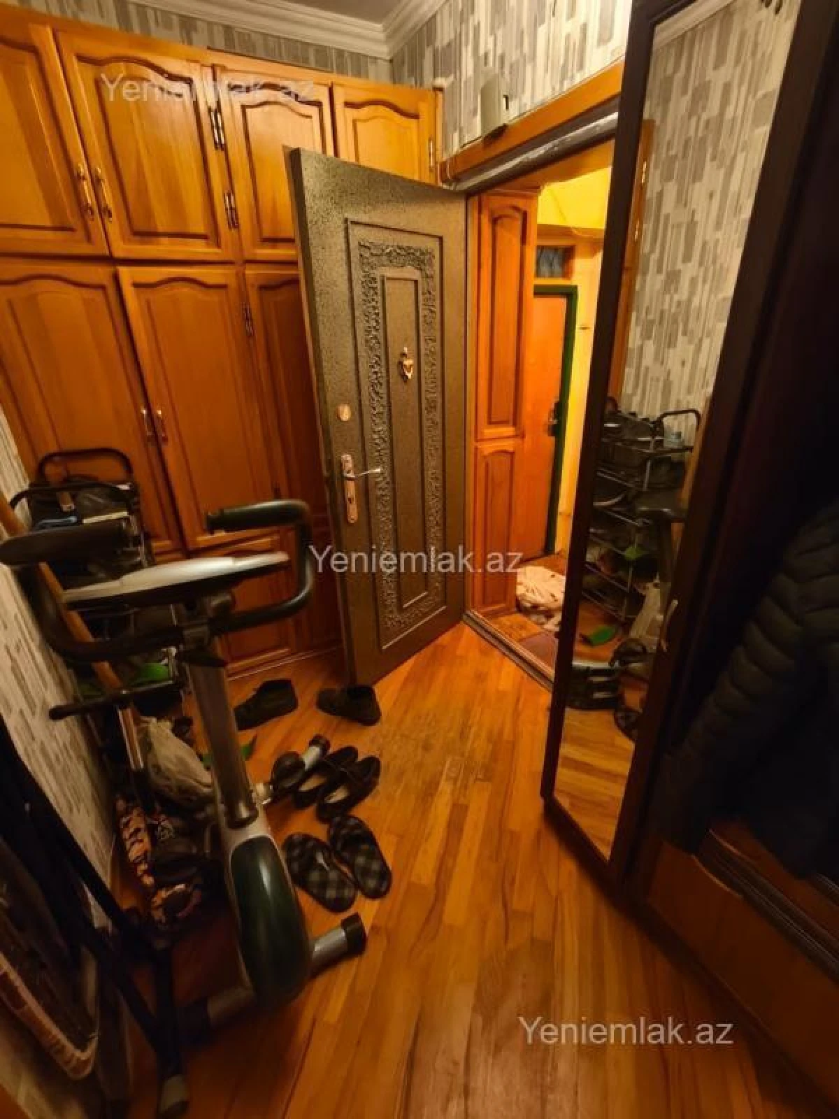 Satılır 3 otaqlı köhnə tikili 85 m²