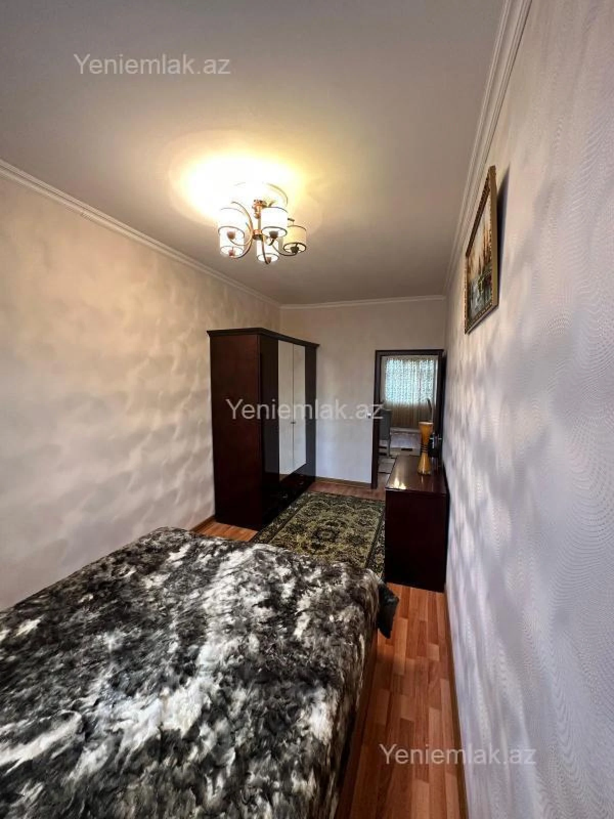 Satılır 2 otaqlı köhnə tikili 55 m²