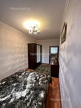Satılır 2 otaqlı köhnə tikili 55 m²