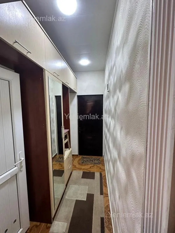 Satılır 2 otaqlı köhnə tikili 55 m²