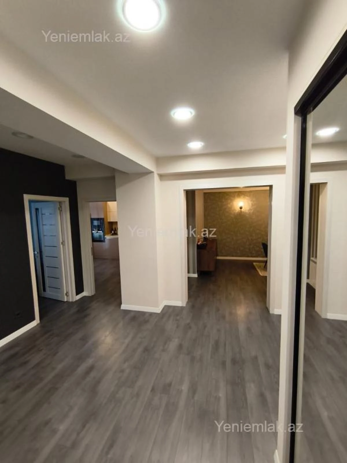 Satılır 3 otaqlı yeni tikili 122 m²