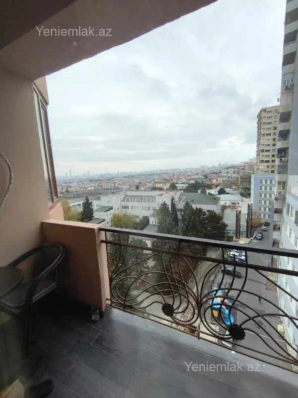 Satılır 3 otaqlı yeni tikili 122 m²